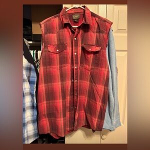Mens C.E. Schmidt cutoff shirt